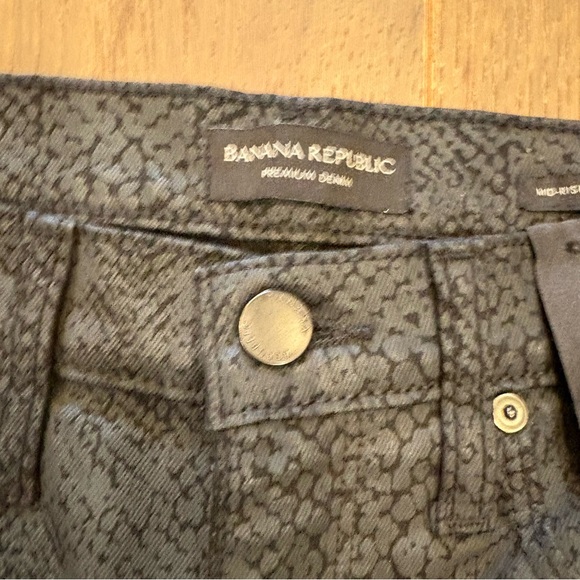 Banana Republic $110 NWT 27/4 P coated snakeskin mid-rise skinny ankle jeans - Picture 7 of 13